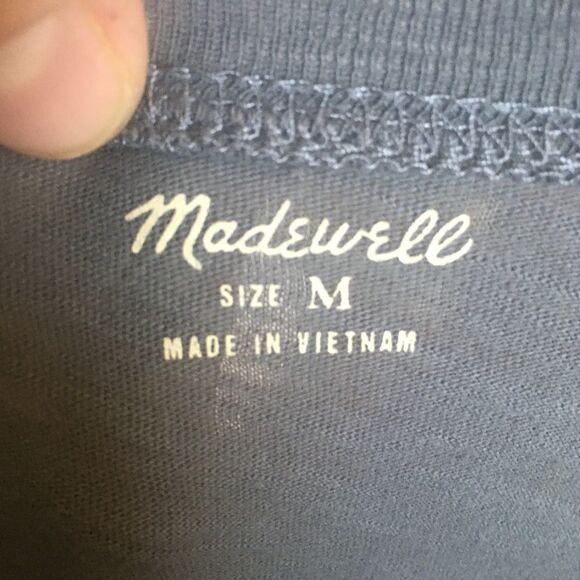 Madewell gray scoop neck knit shirt - Picture 3 of 3